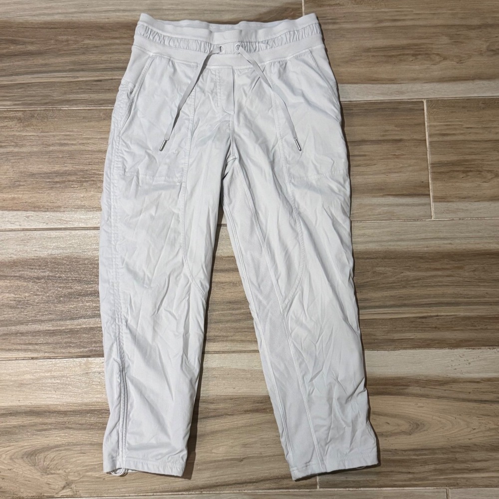Lululemon Dance Studio Crop White Jogger Pants LW6CLWS Size 6